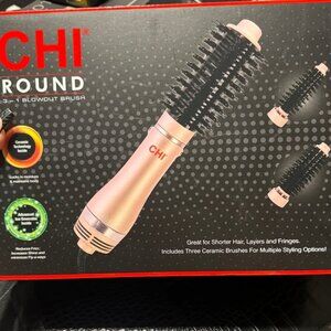 *NEW* CHI Round 3in1 Blowout Brush